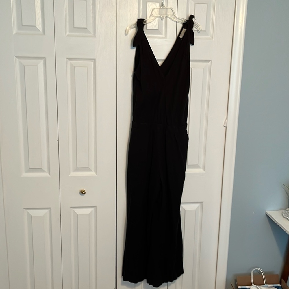 Black linen jumpsuit with pockets